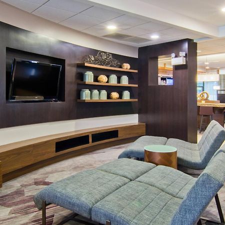 Courtyard By Marriott Кларксвилл Экстерьер фото