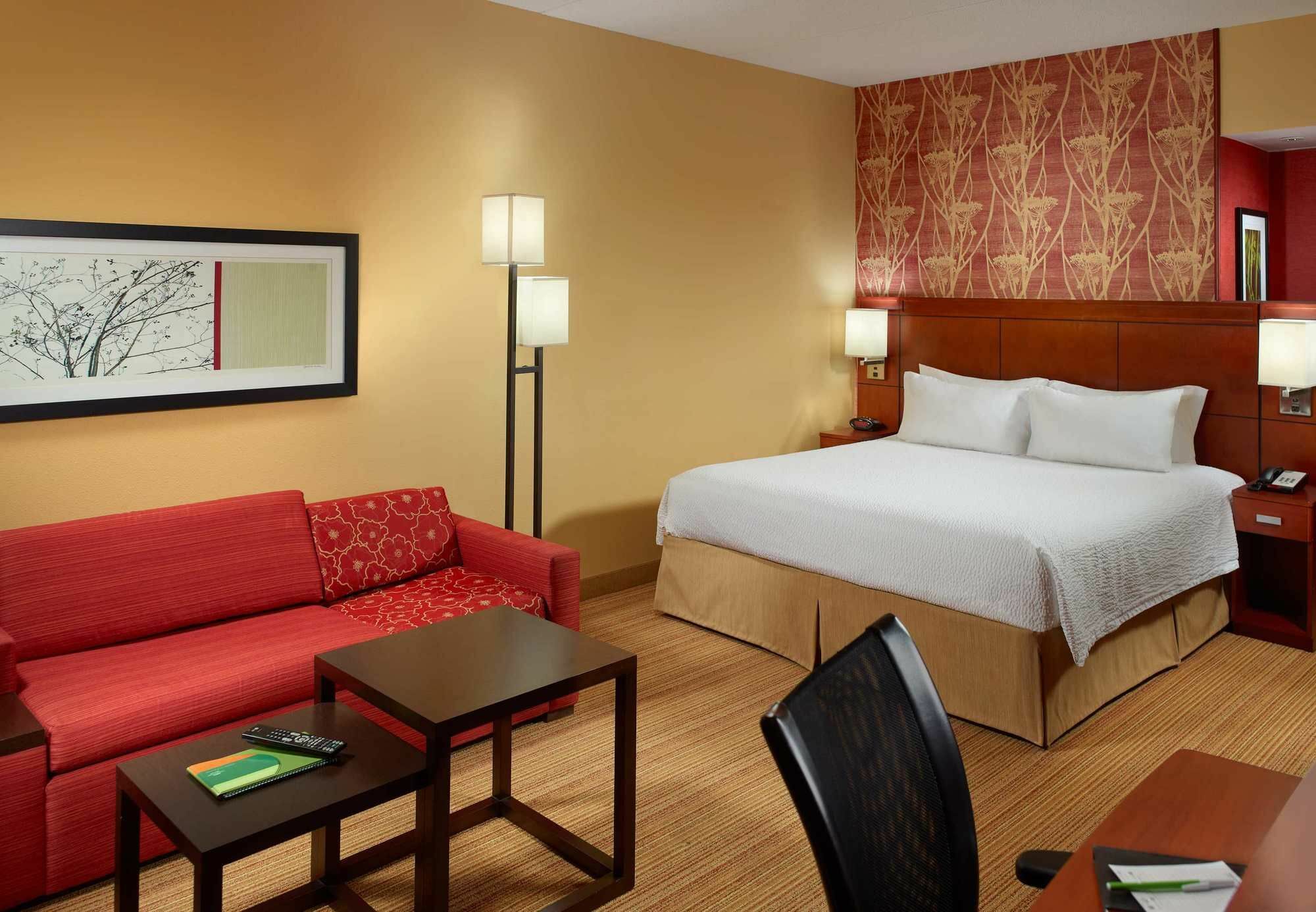 Courtyard By Marriott Кларксвилл Экстерьер фото